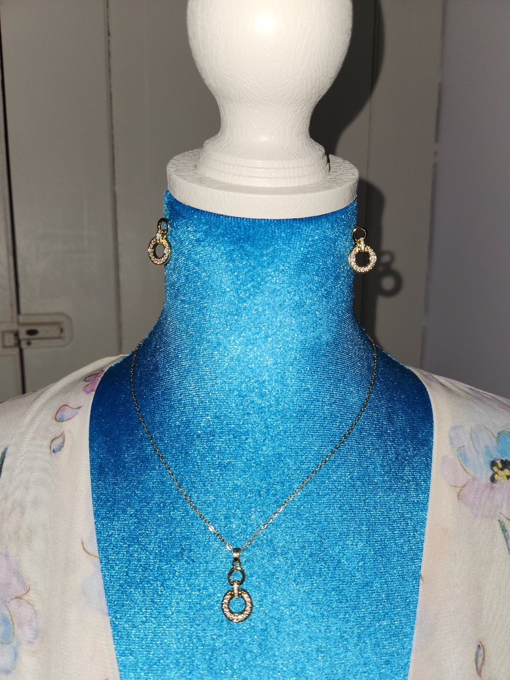 Kate Spade Chiffon Dress Boutique Bundle + FREE Jewelry - Picture 5 of 14